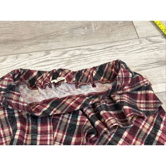Easel red and gray plaid ruffled skirt size M - Picture 8 of 11